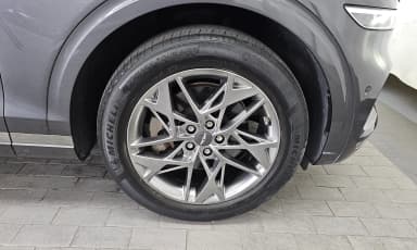 GV70