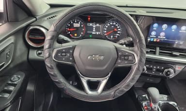 Trax Crossover