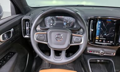 XC40