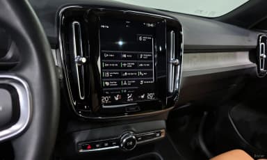 XC40
