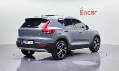 XC40
