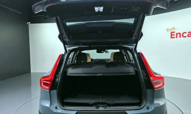 XC40
