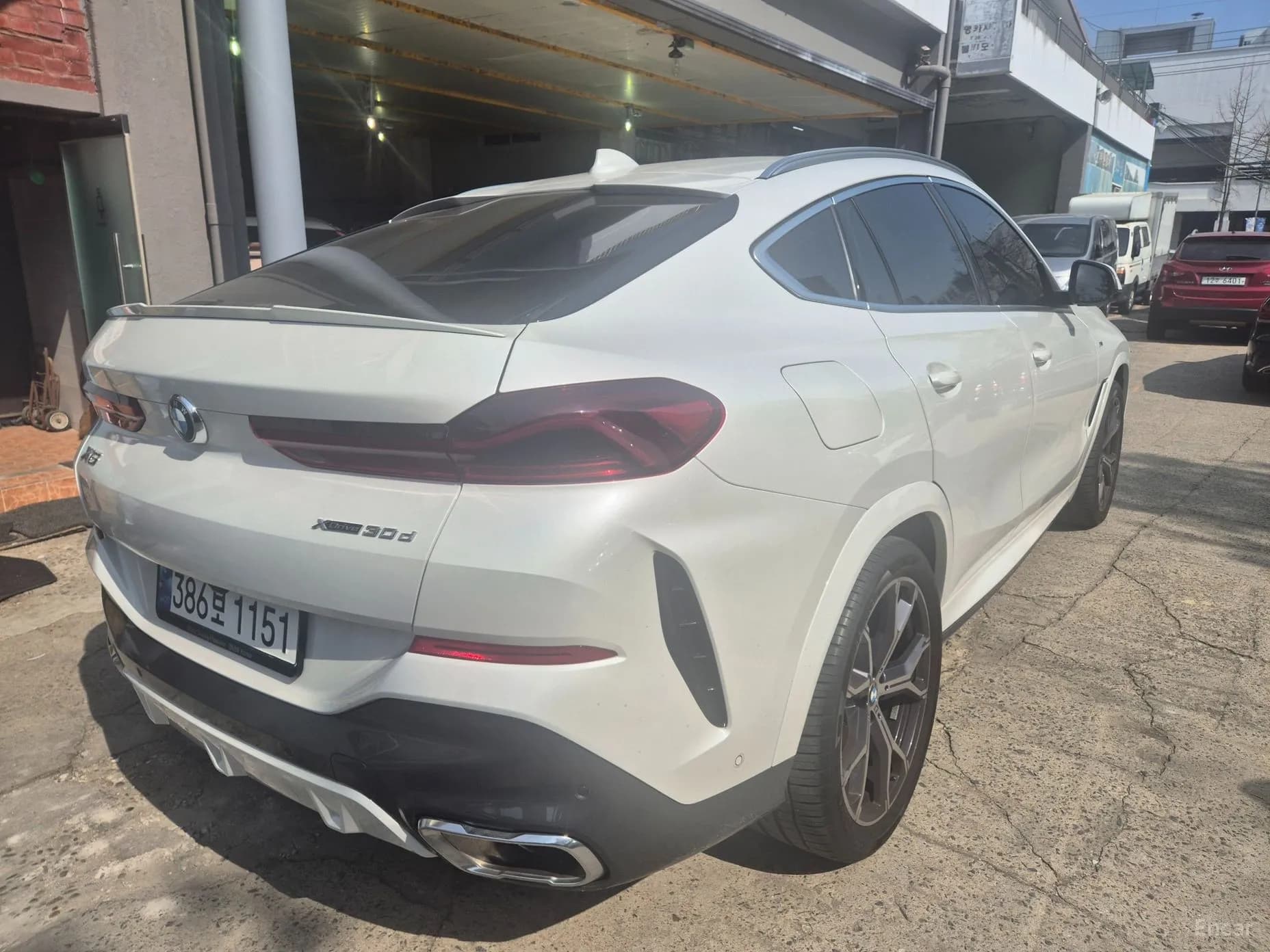 X6 (G06)