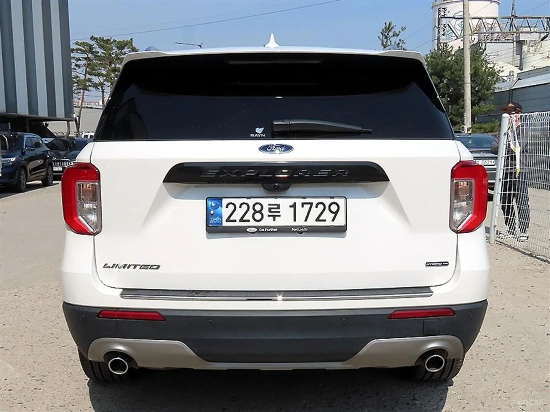 Explorer 6th Generation