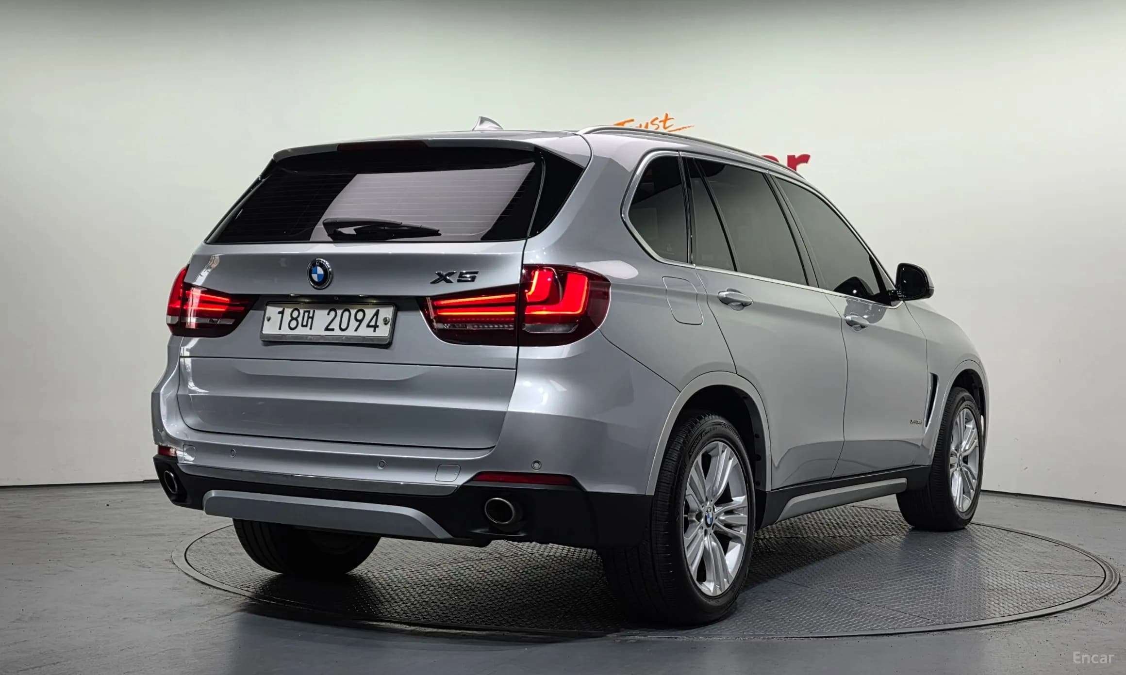 X5 (F15)