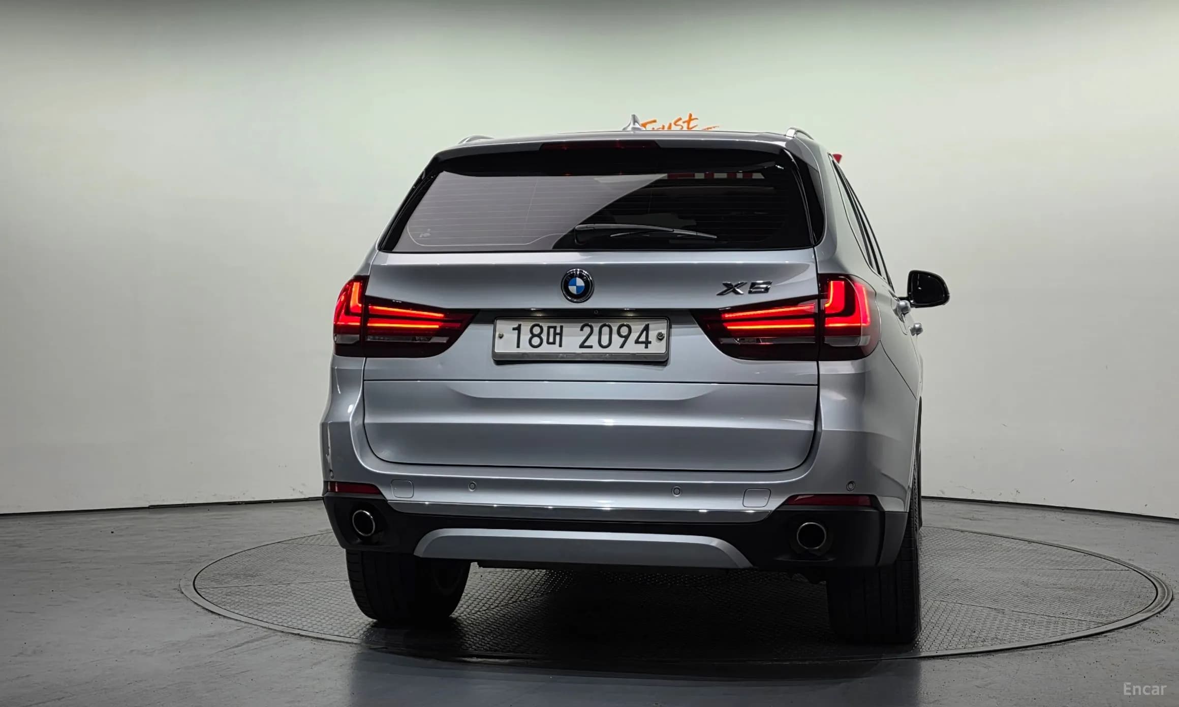 X5 (F15)