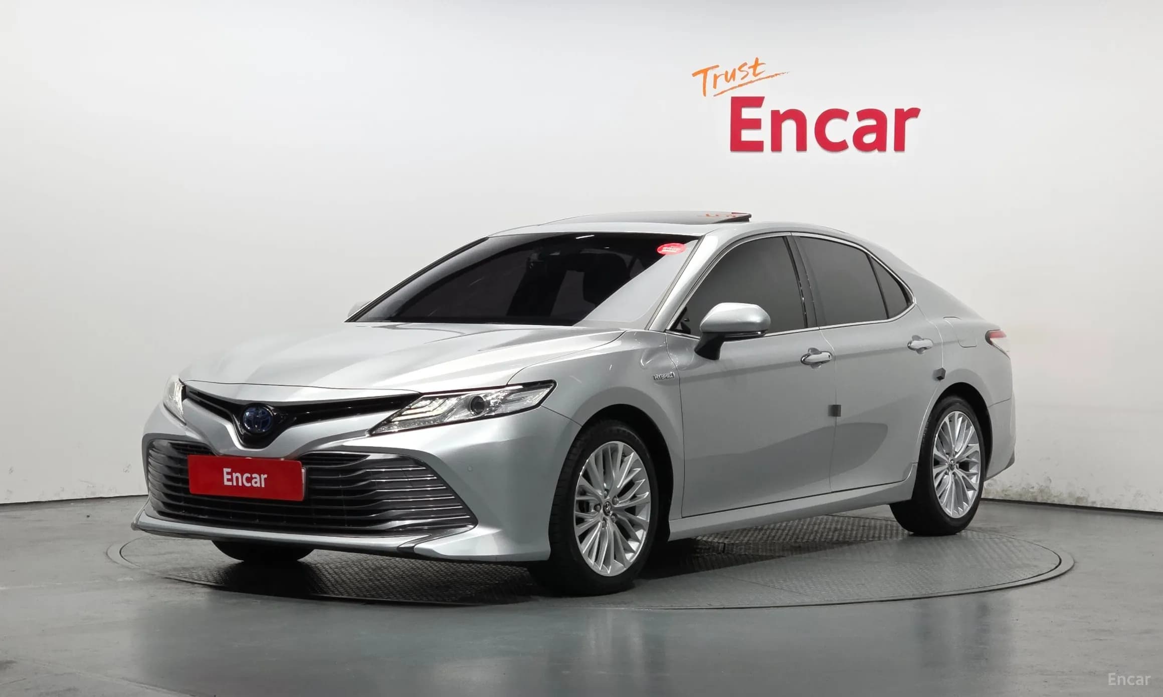 Camry (XV70)