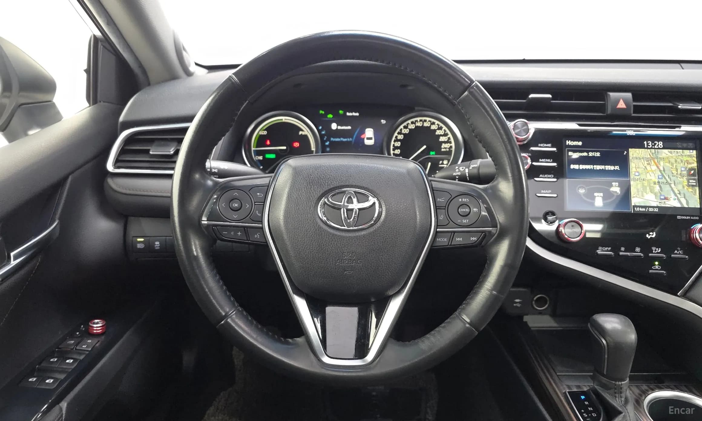 Camry (XV70)