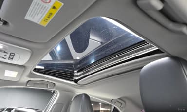 Camry (XV70)