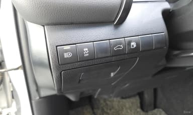 Camry (XV70)