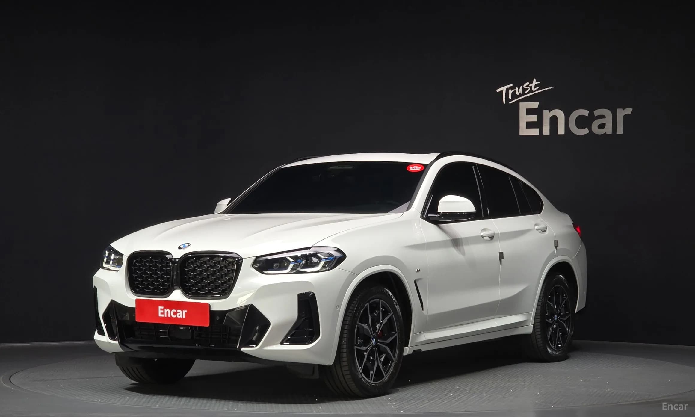 X4 (G02)