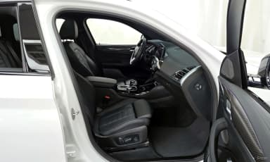 X4 (G02)