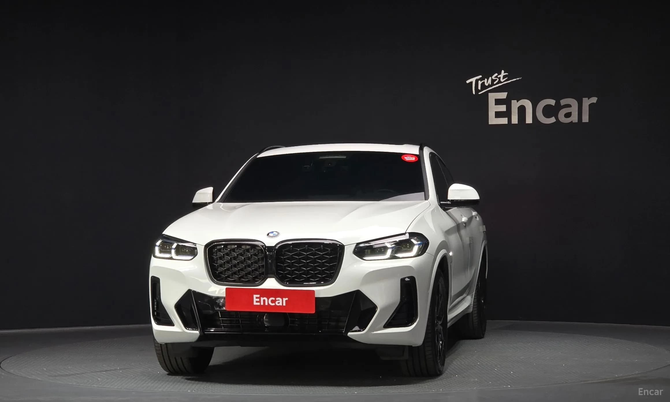 X4 (G02)