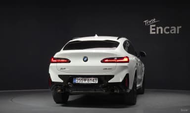 X4 (G02)