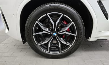 X4 (G02)