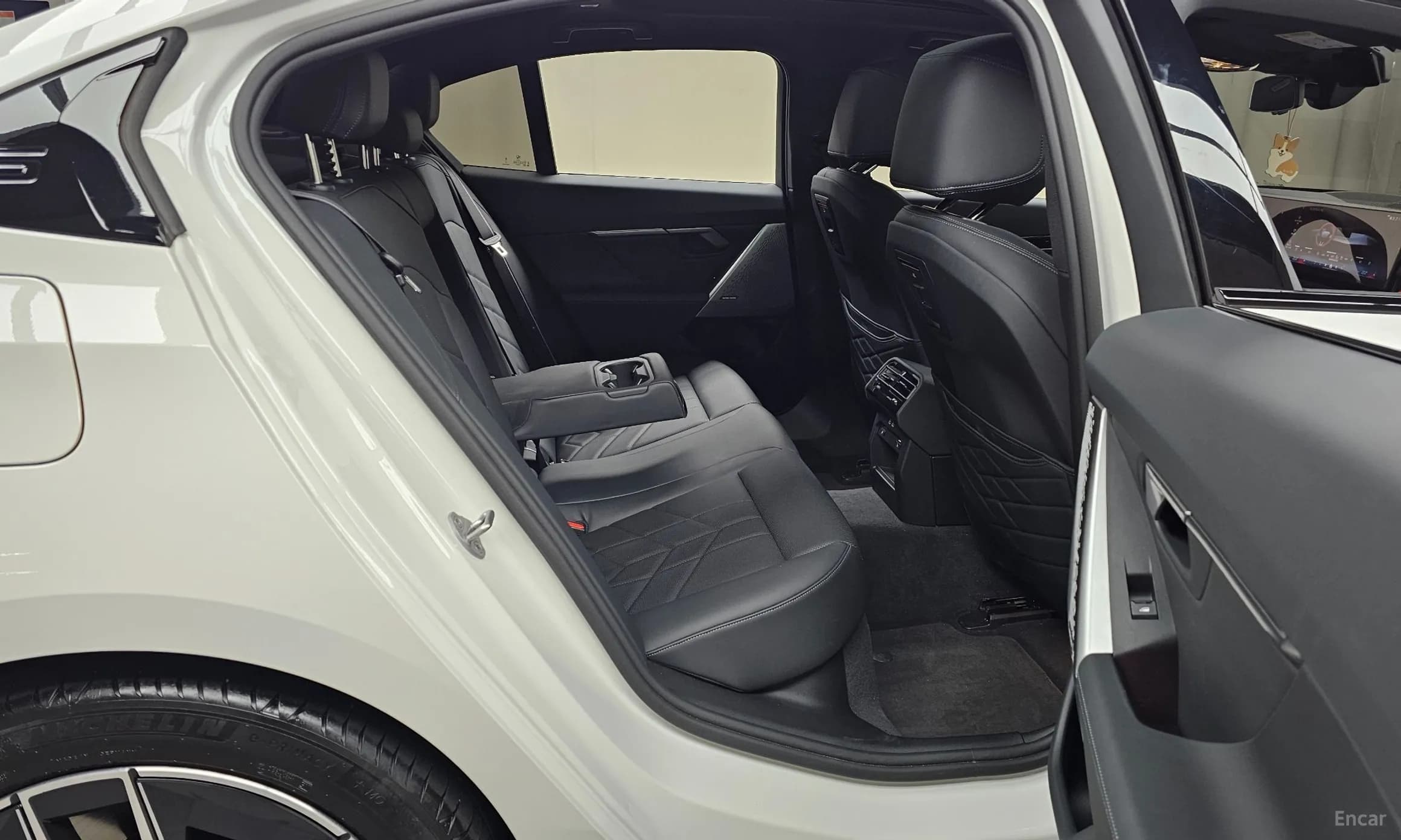 5 Series (G60)
