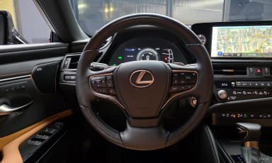 ES300h 7th Generation