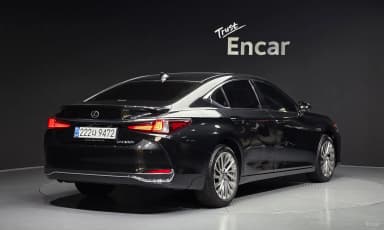 ES300h 7th Generation