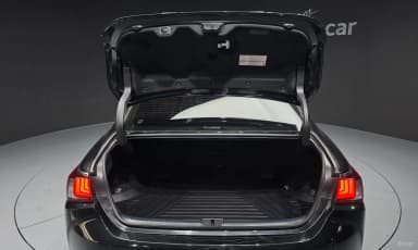 ES300h 7th Generation