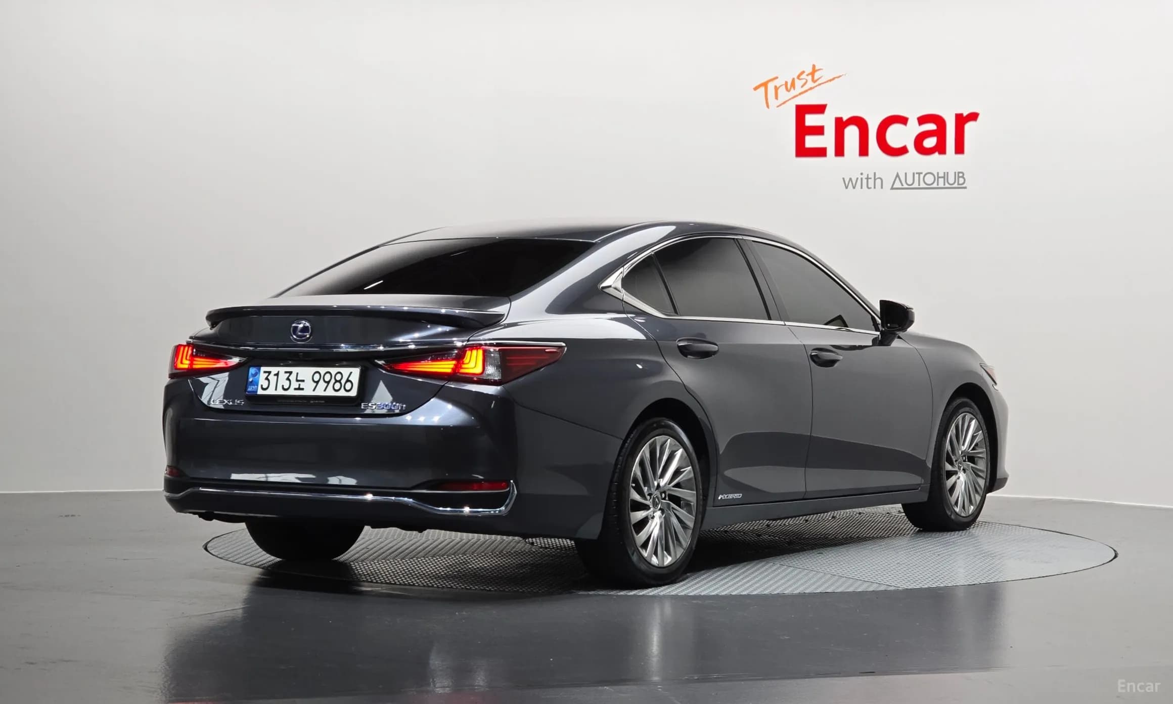 ES300h 7th Generation