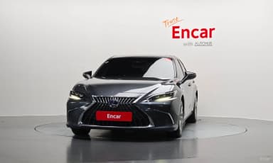ES300h 7th Generation