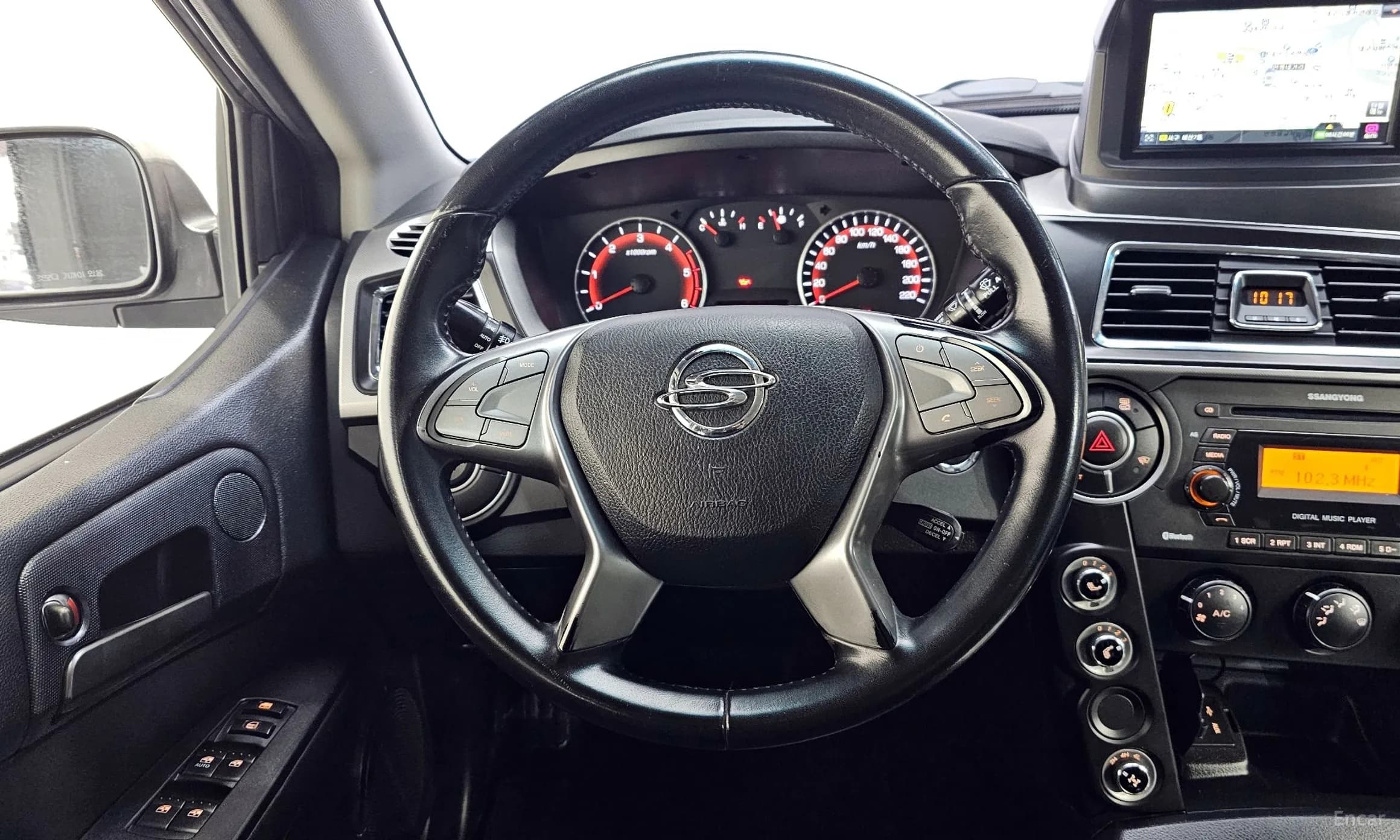 Korando Sports
