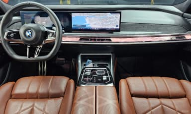 7 Series (G70)