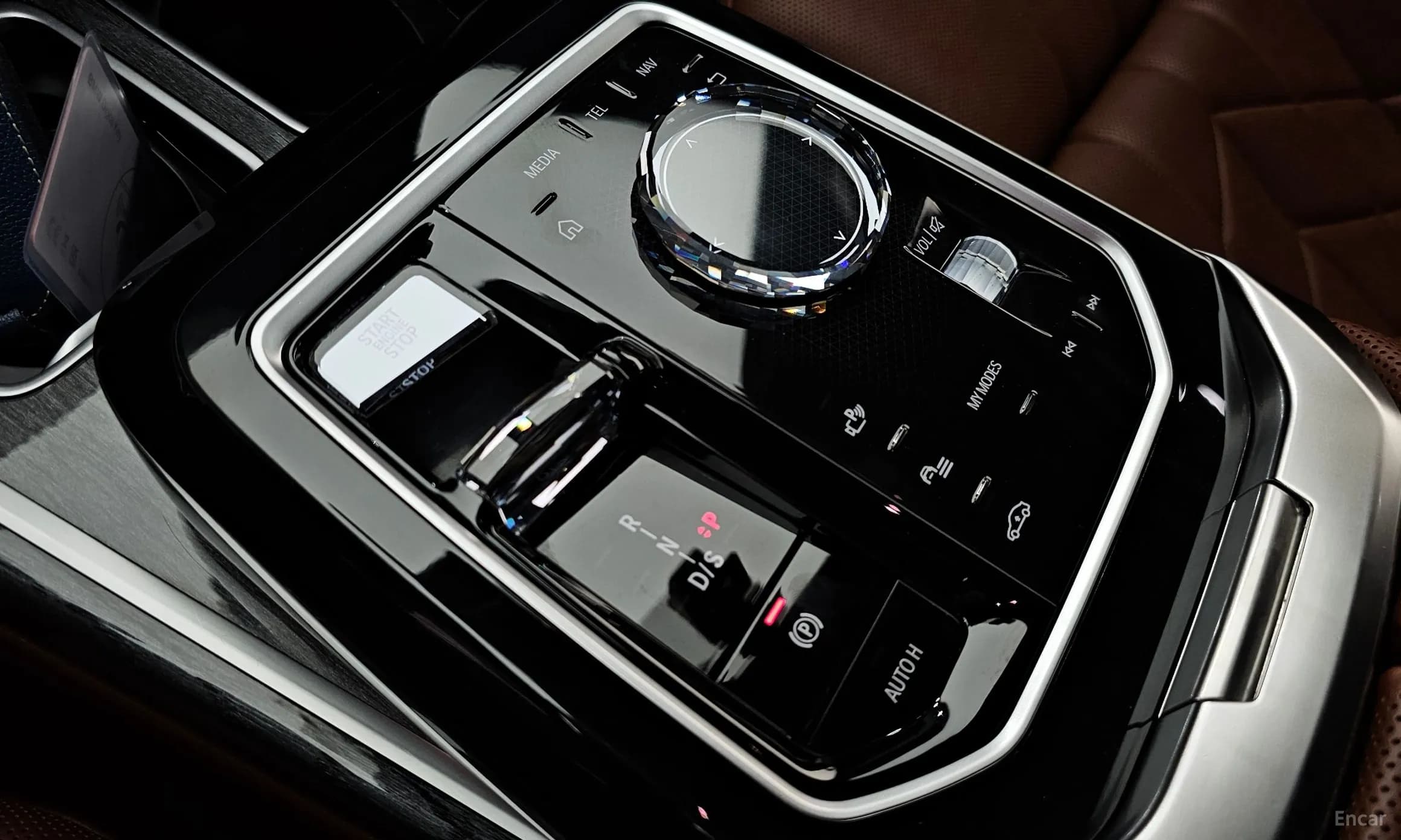 7 Series (G70)