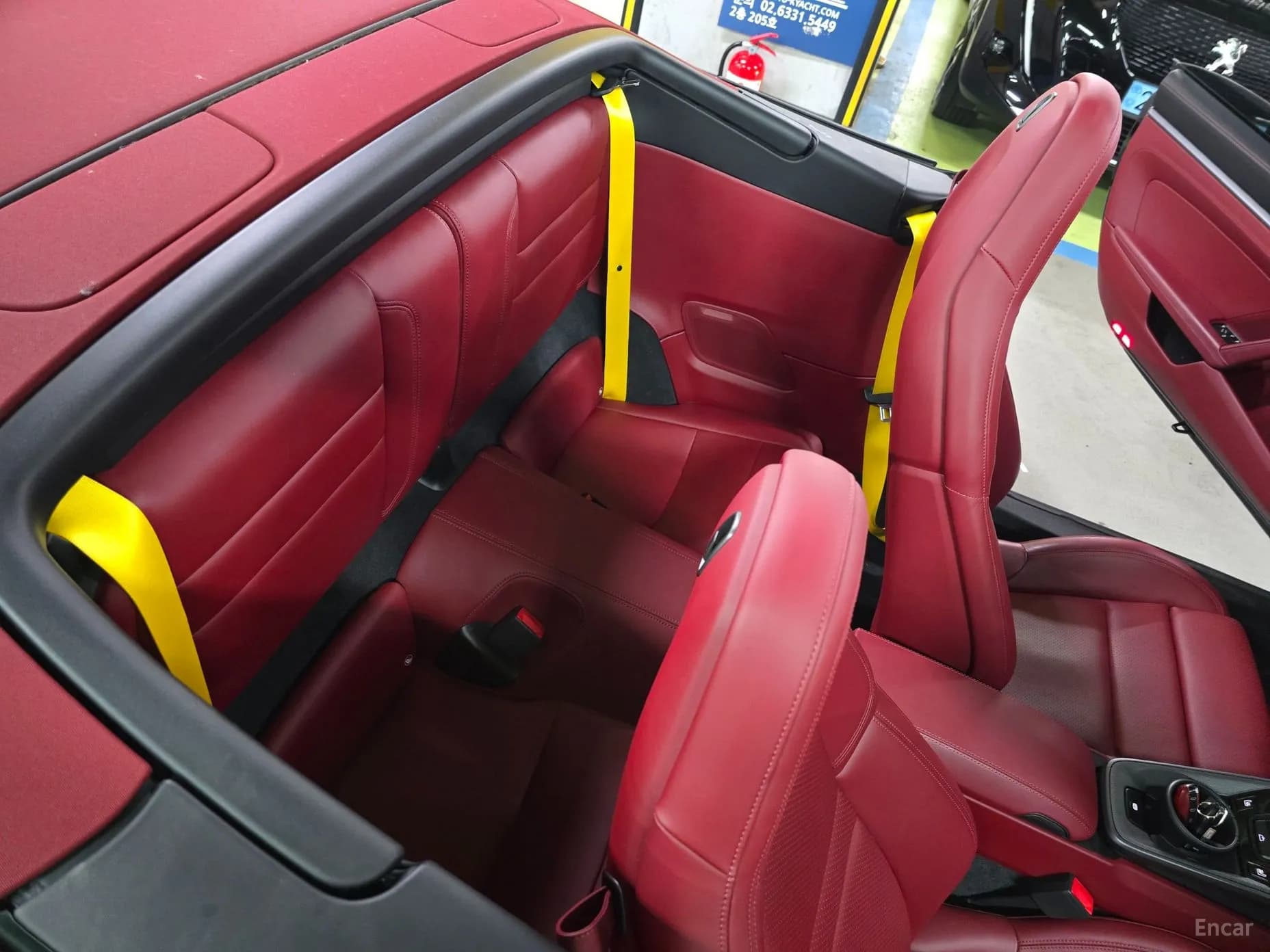 911 (992)