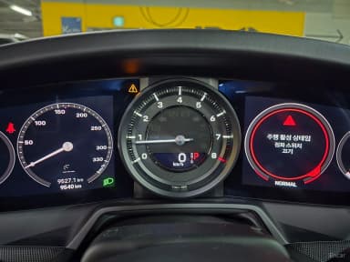 911 (992)