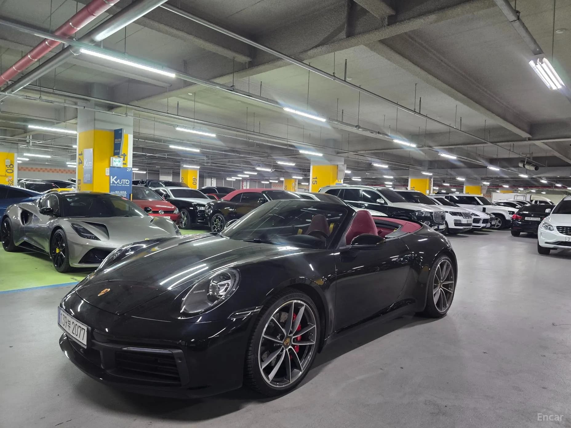 911 (992)