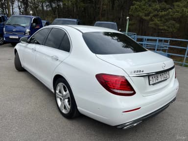 E-Class W213