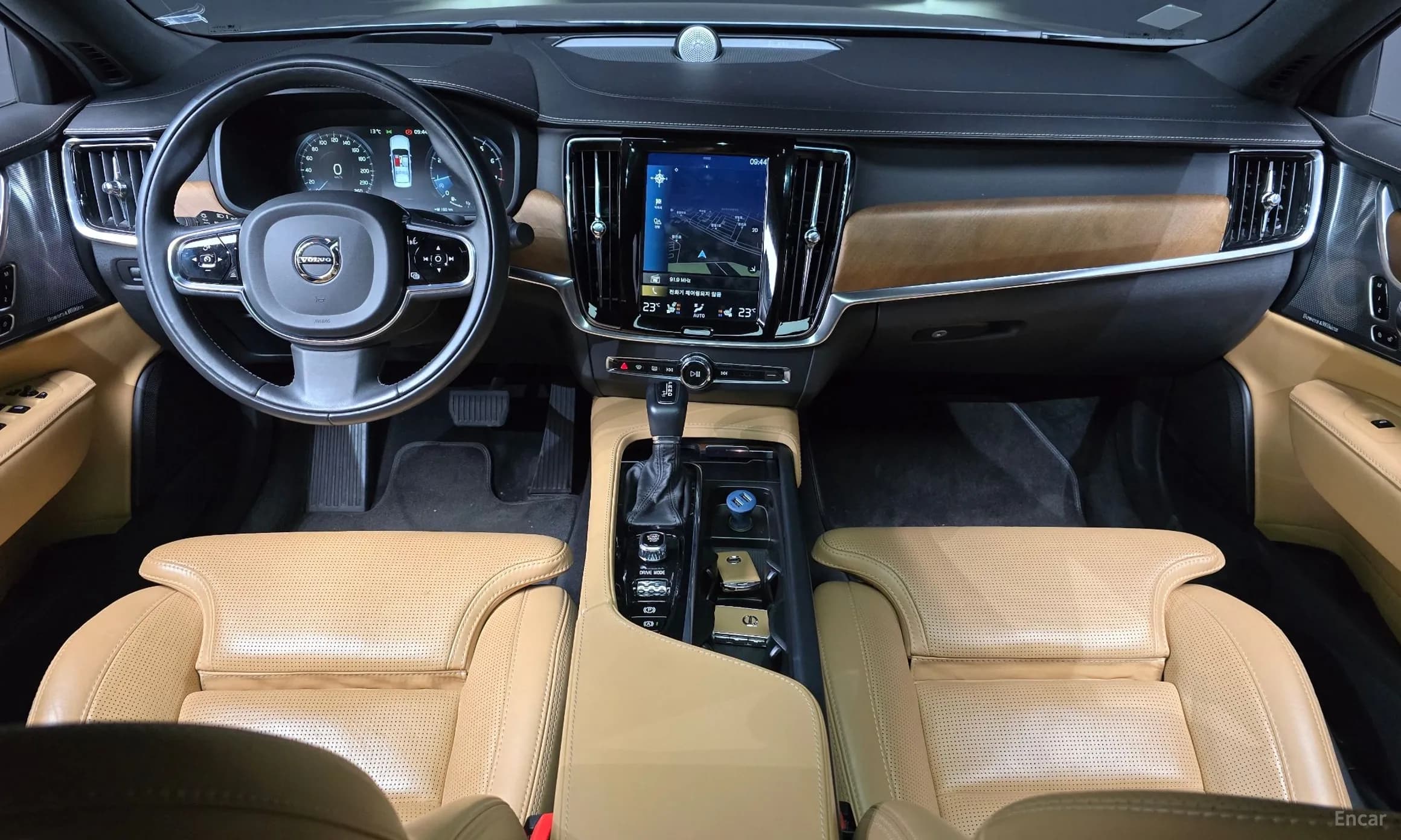 S90