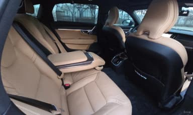 S90