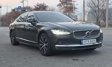 S90