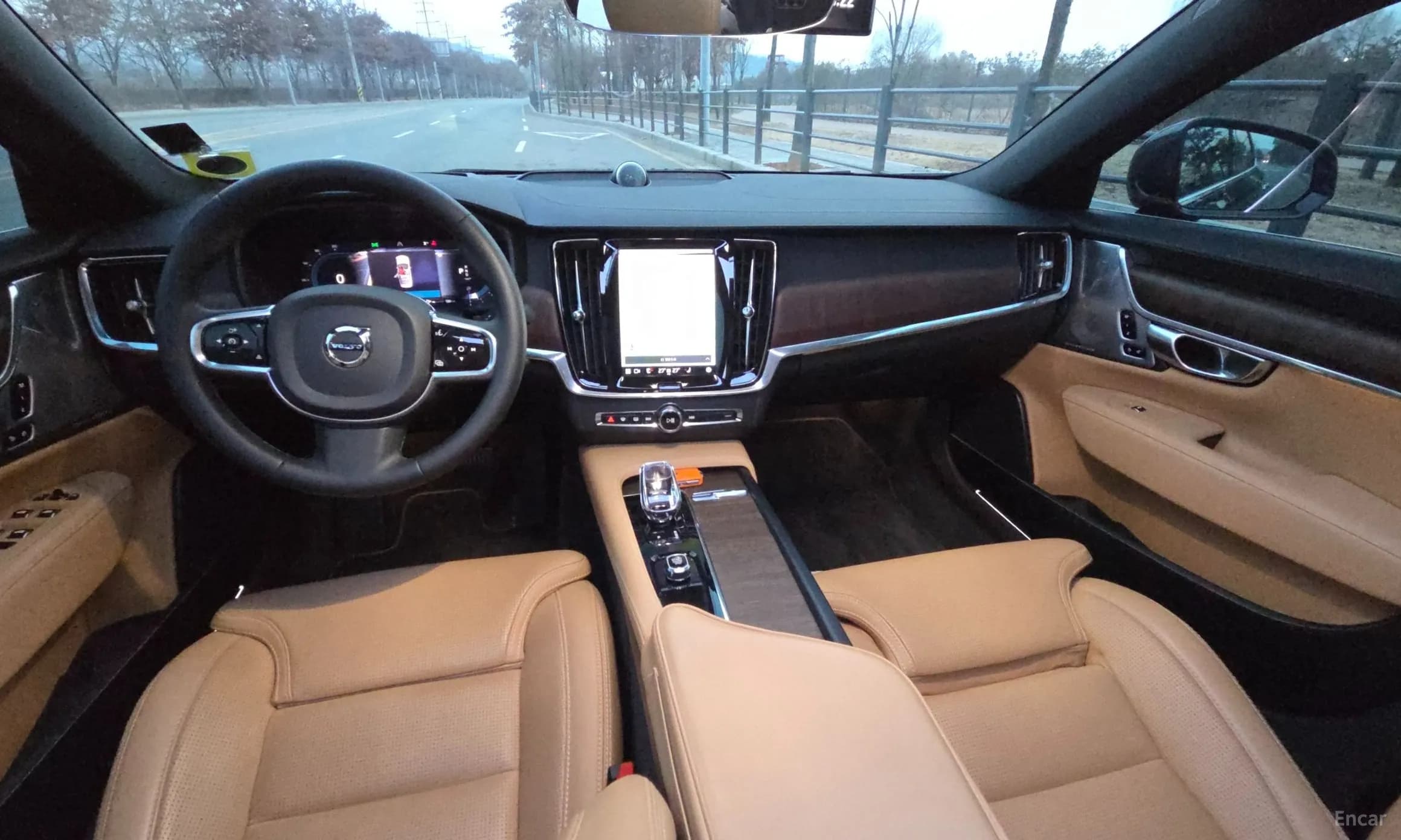 S90
