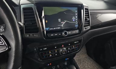 Rexton Sports Khan