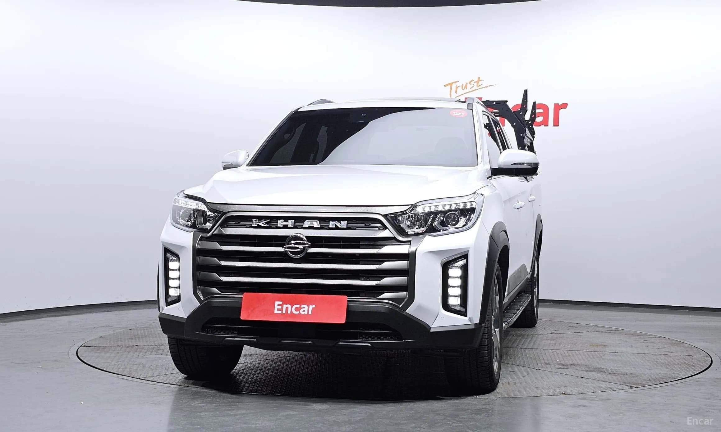 Rexton Sports Khan