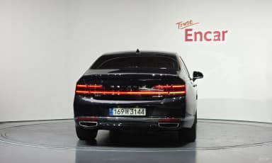 G90