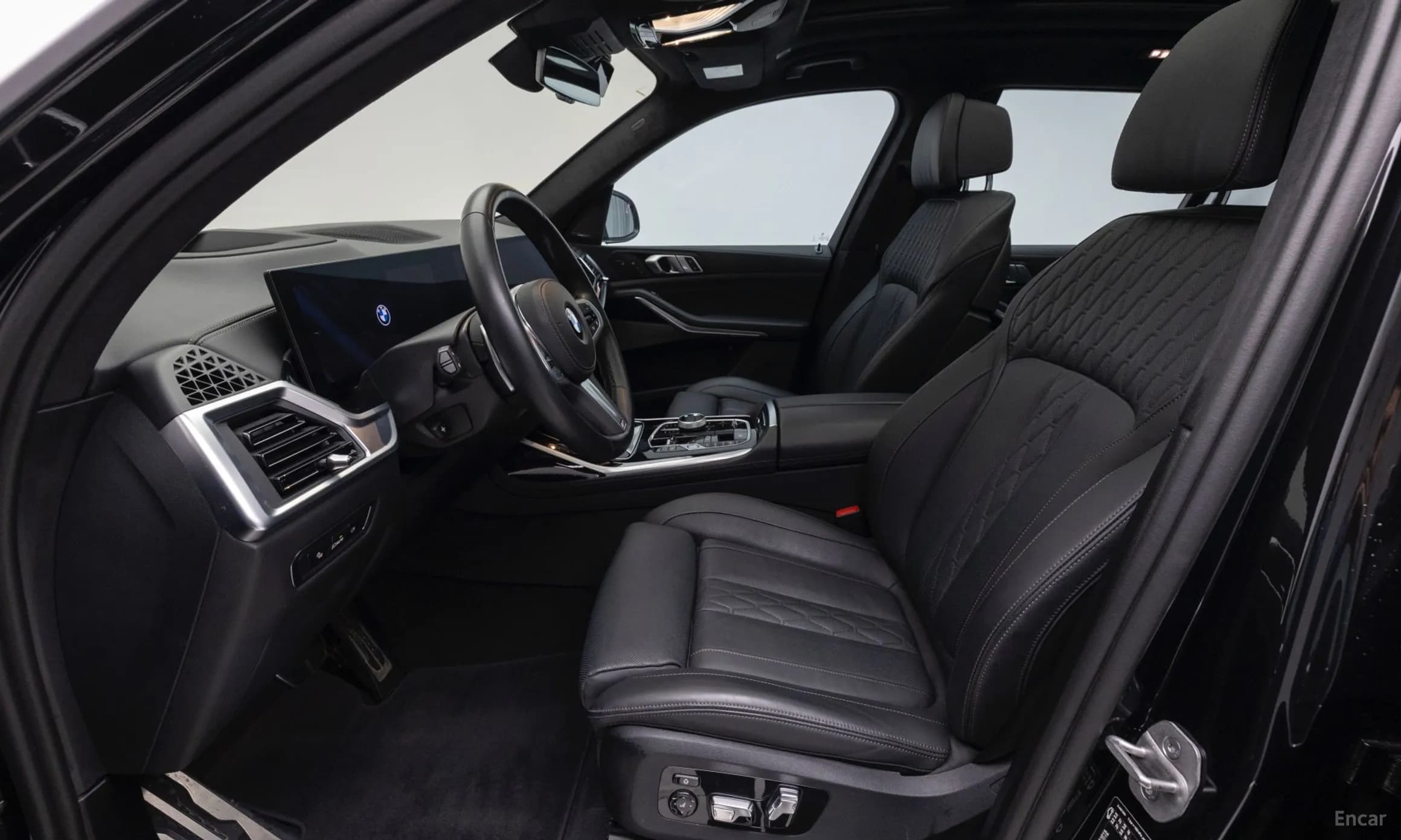 X7 (G07)
