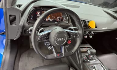 R8 (4S)