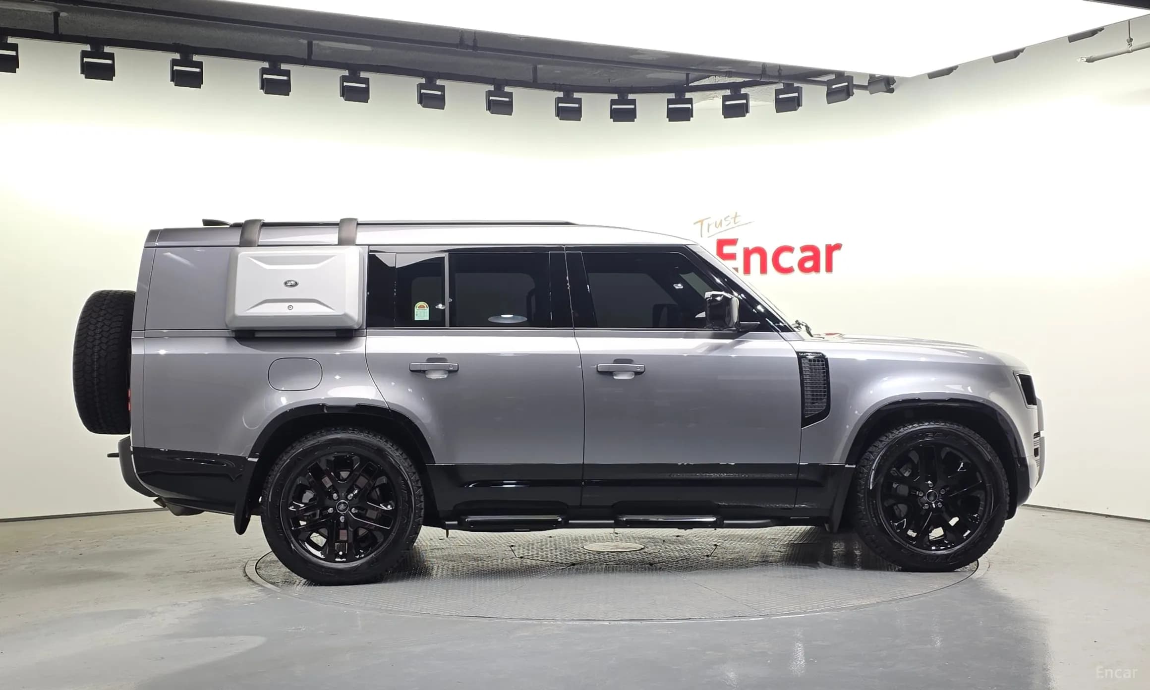 Defender (L663)