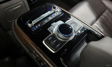 G90