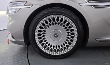 G90