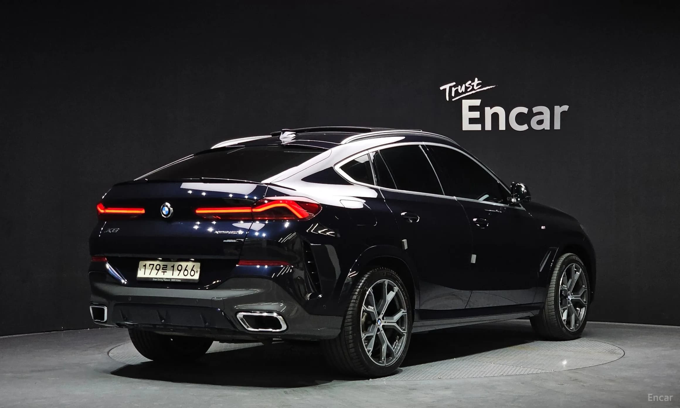 X6 (G06)