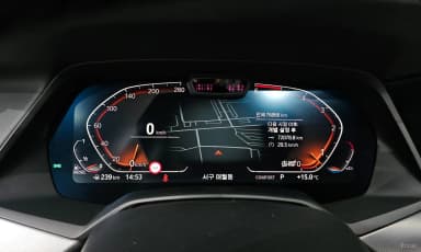 X6 (G06)