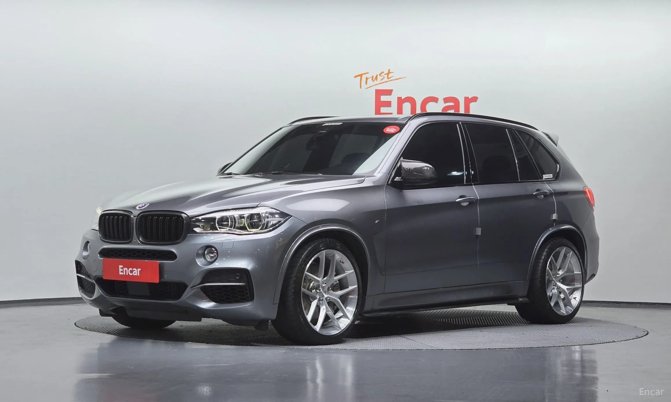 X5 (F15)