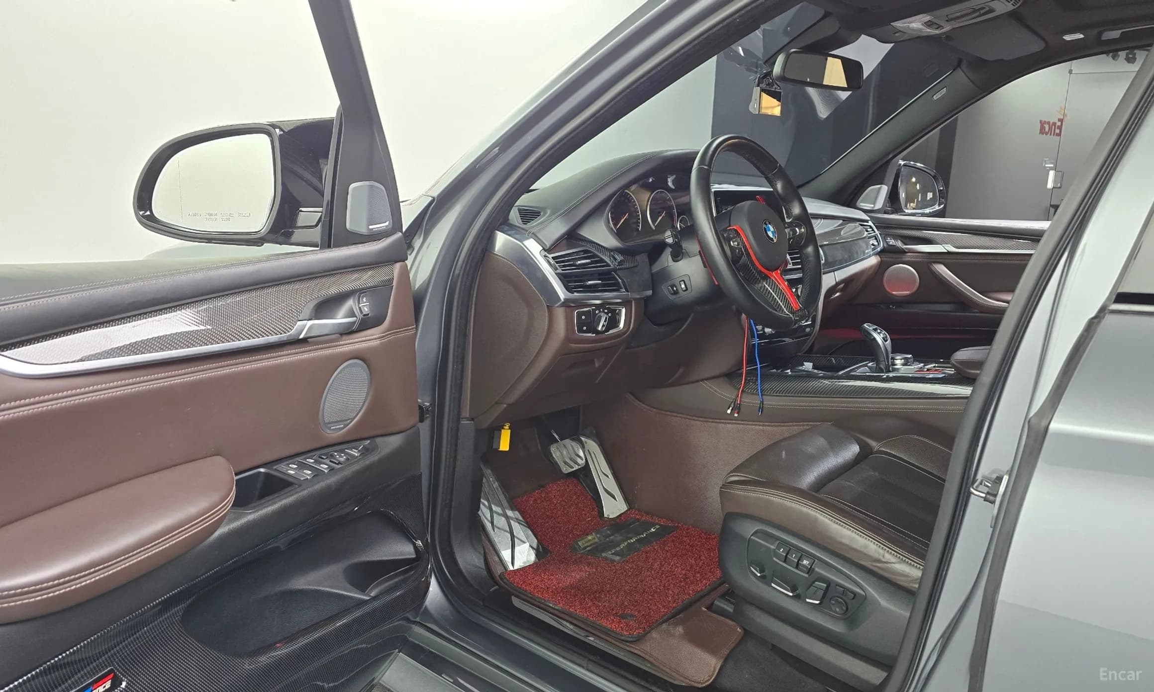 X5 (F15)
