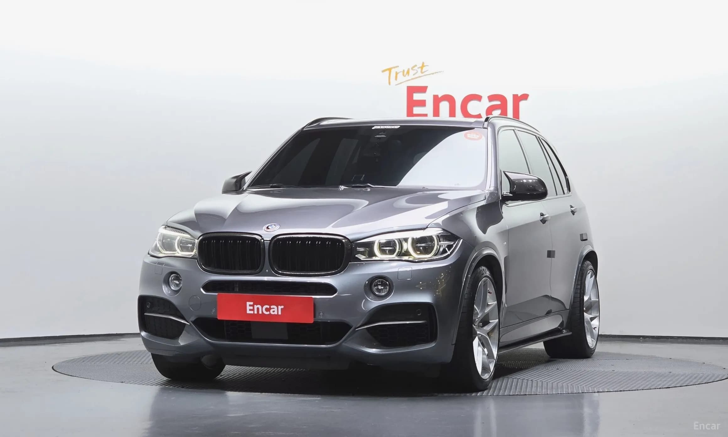 X5 (F15)