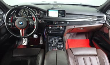 X5 (F15)